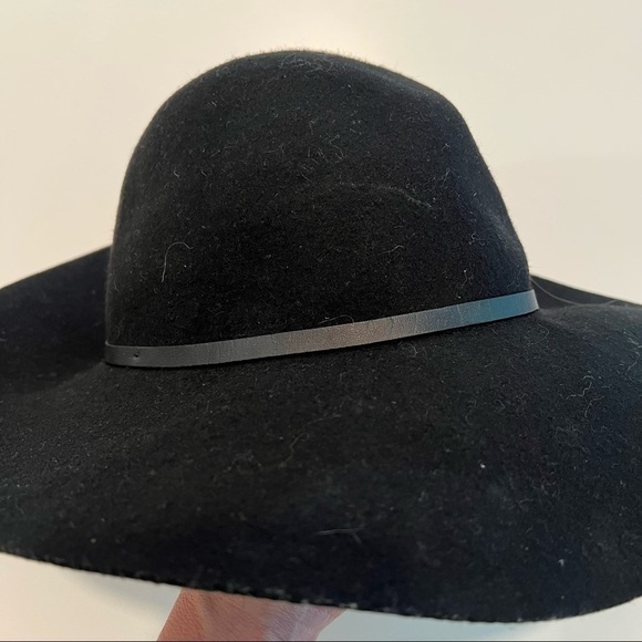 FLOPPY Felt Black Hat - Picture 9 of 10